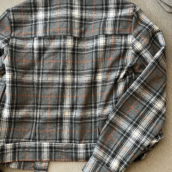 Plaid Button-Up Jacket - Picture 5 of 5